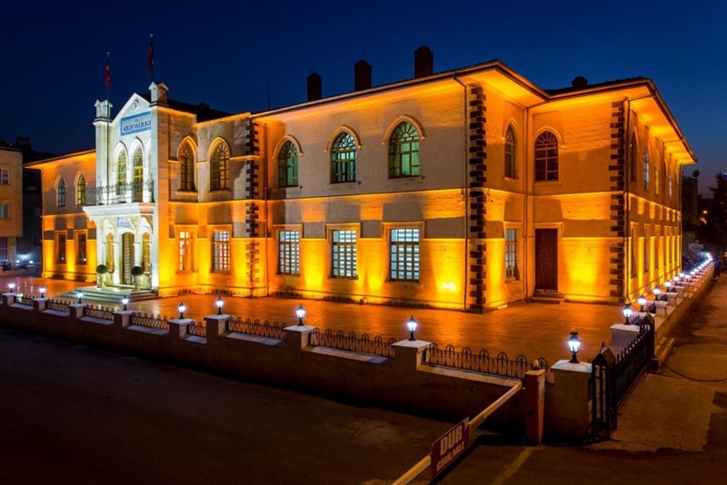 Hükümet Konağı Dıştan Görünüm Gece